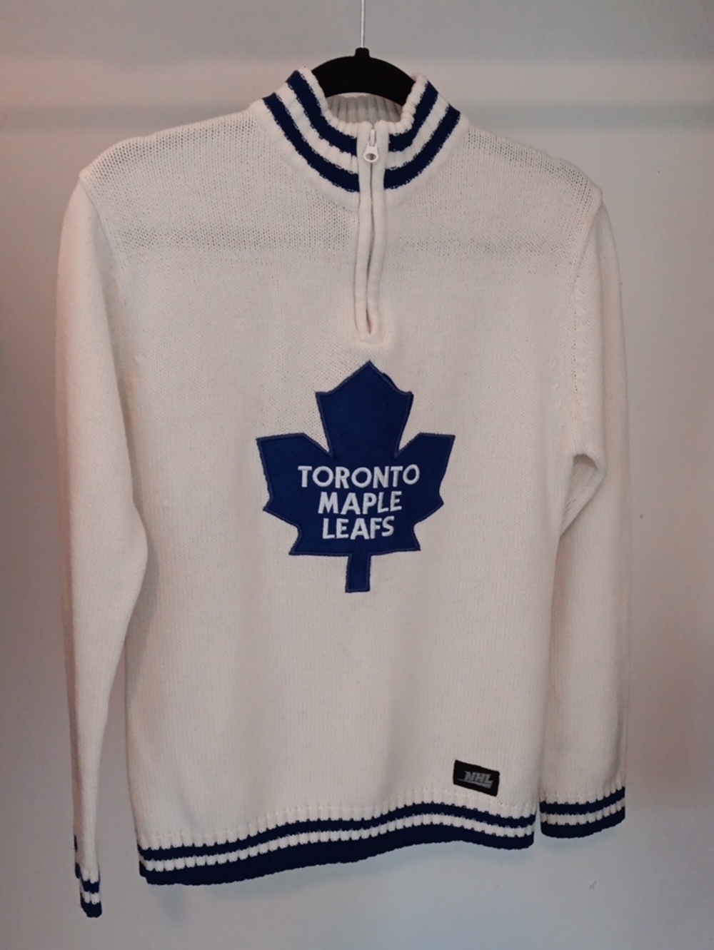 Vintage Toronto Maple Leafs Y2K White & Blue 1/4 Zip Sweater Men's L